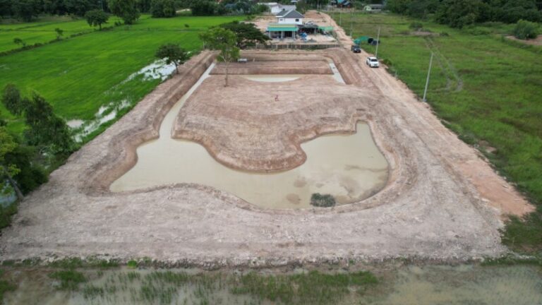 รับถมที่รั้วใหญ่