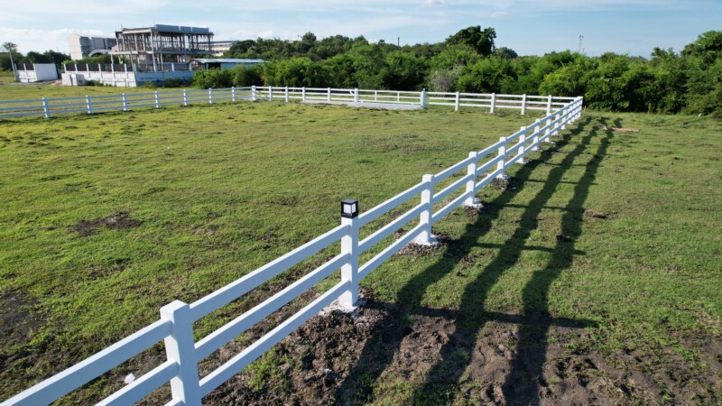 รถแบคโฮให้เช่าบางปลาม้า