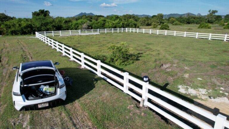 รถแบคโฮให้เช่าด่านช้าง